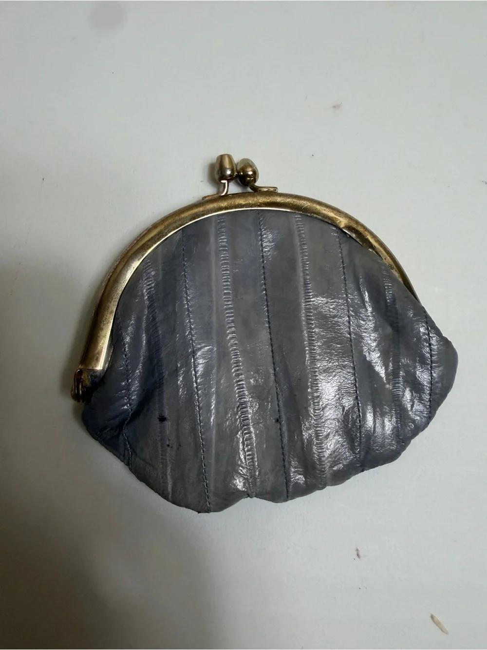 Vintage Grey Eelskin Kiss-Lock Coin Purse – Made in Korea
